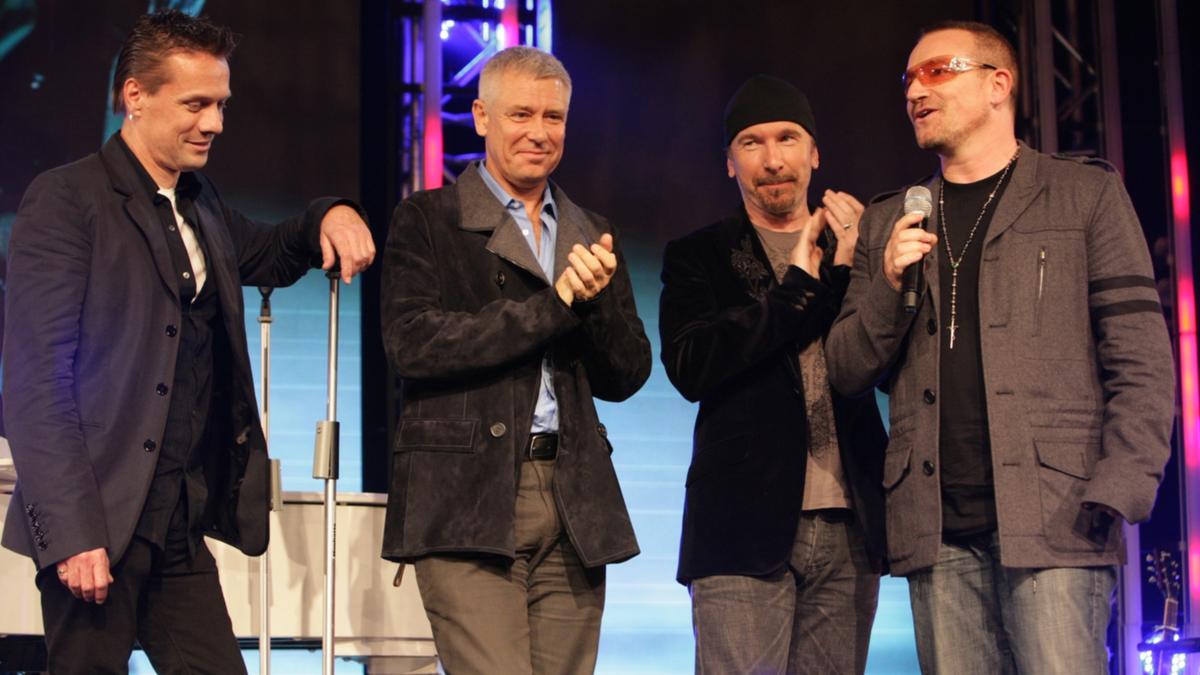 U2 star Larry Clayton shares sad personal news